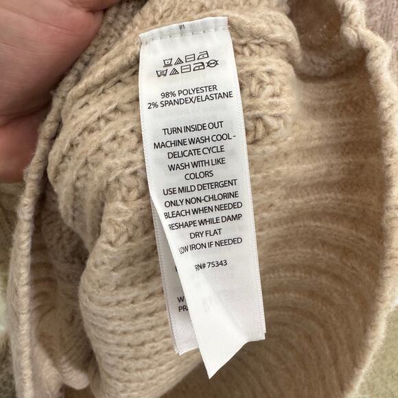 Rachel Zoe Cable Knit Faux Fur Pom Sweater Hat Set US Women's M - Picture 5 of 7